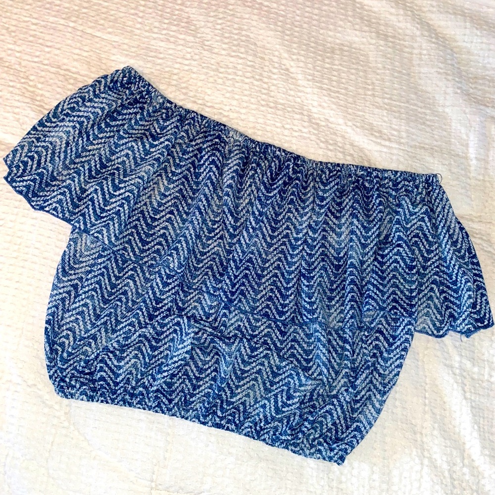 Abbeline off the shoulder dress shirt